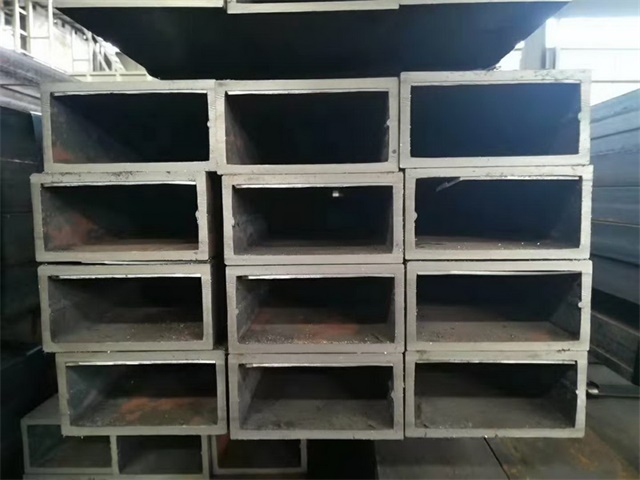 灯塔Q235冷拔方管材质特点 适用工程场景分析